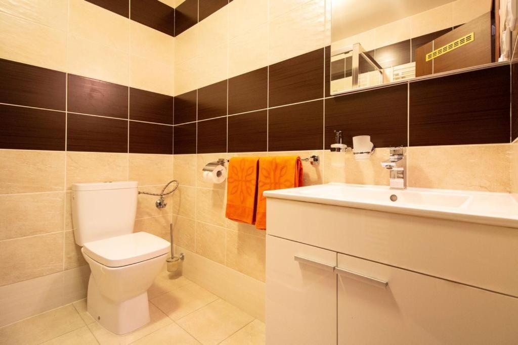 Apartman Adam Velky Slavkov Exterior foto